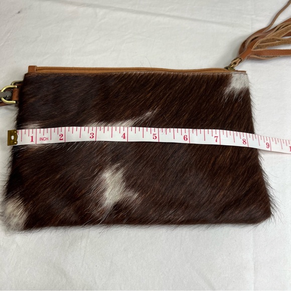 Cow hide hair wristlet clutch - Picture 6 of 7